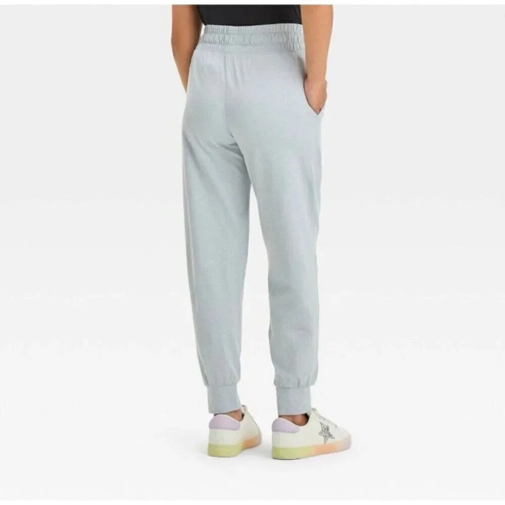 All in Motion Girls XL Joggers Cozy Fleece Pants Gray Soft Stretch Pants NWT NEW